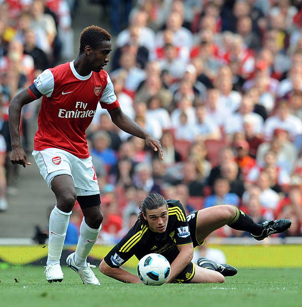 了像伊萨克 了像伊萨克