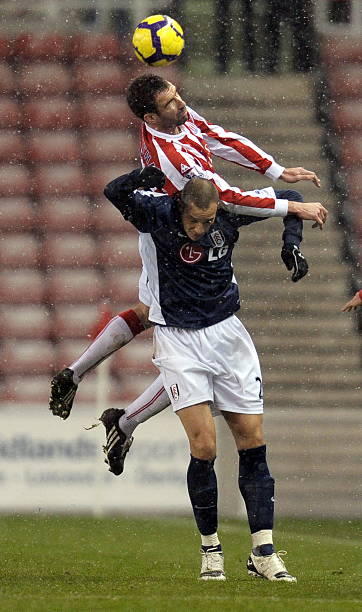 还凸显了他 还凸显了他