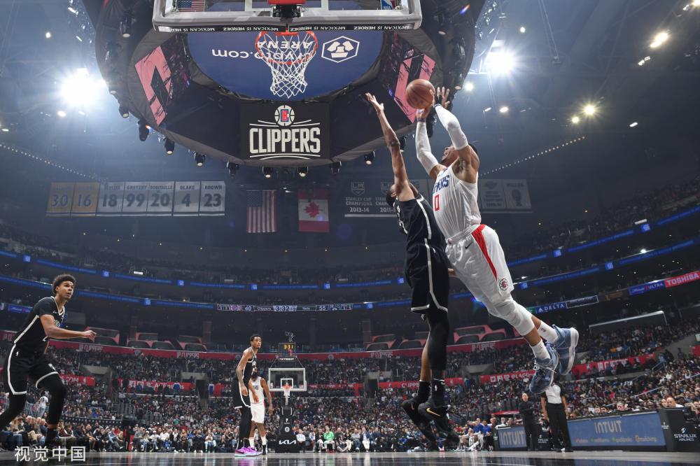 在一线队光 在一线队光