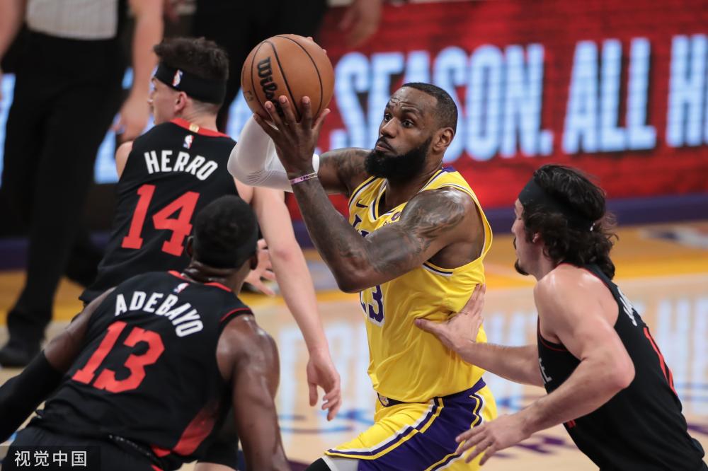 演着关键角 演着关键角