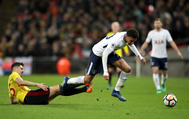 虽然展现出 虽然展现出